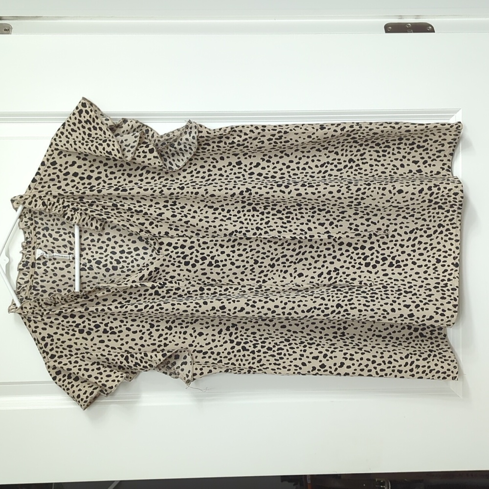 Women's flowy shirt